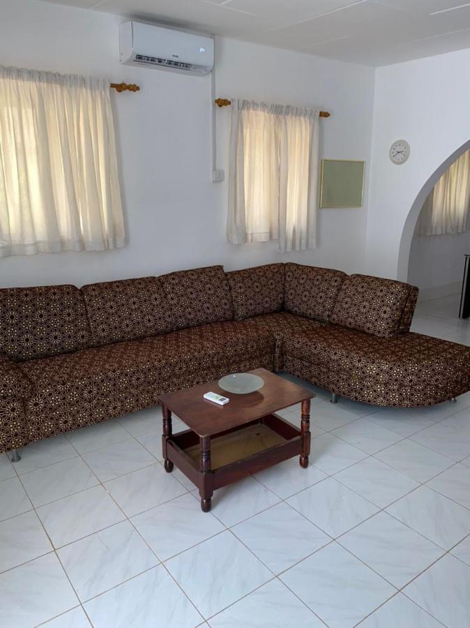 Swiss Garden House In Kerr Sering With Full Private Compound Serrekunda Exterior foto